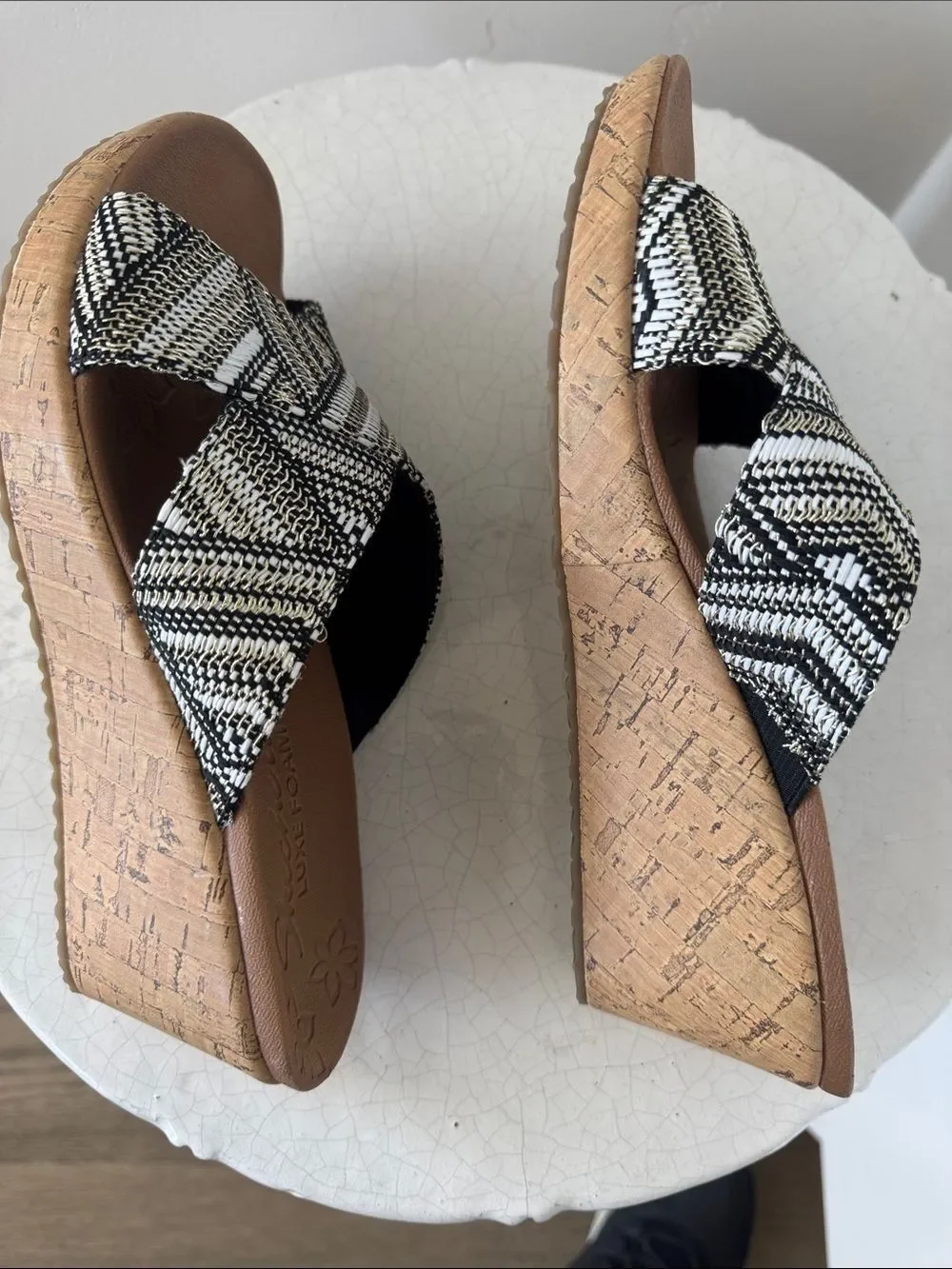 Skechers Black & White Textile Woven Cork Wedge Slides Slip-On Shoes Size 7.5